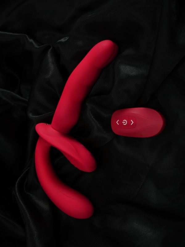 l-join-strapless-vibrator-7718_4 L-Join Strapless Vibratör – 10 Farklı Titreşim Modu, Uzaktan Kumandalı, Şarjlı G Nokta Uyarıcılı Tasarım - Görsel 4